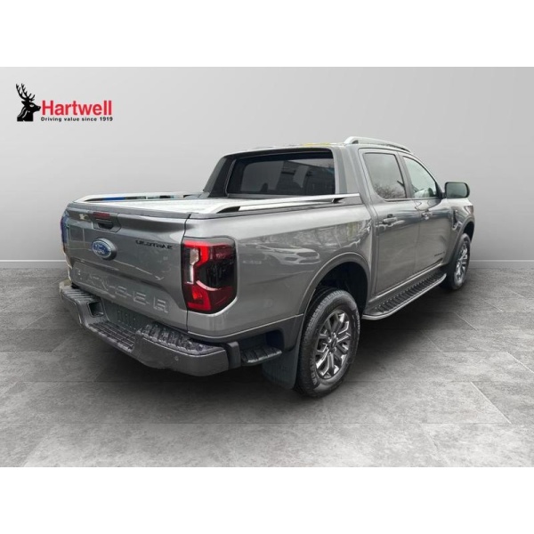 Ford Ranger - 2.0L 205PS 10SPD AUTO WILDTRAK POWER PACK 3 TOW BAR POWER ROLLER SHUTTER ICE PACK 106