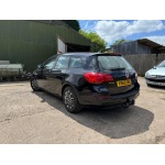 Vauxhall Astra - 1.7 CDTi ecoFLEX Exclusiv Sports Tourer 5dr Diesel Manual Euro 5 (110 ps)