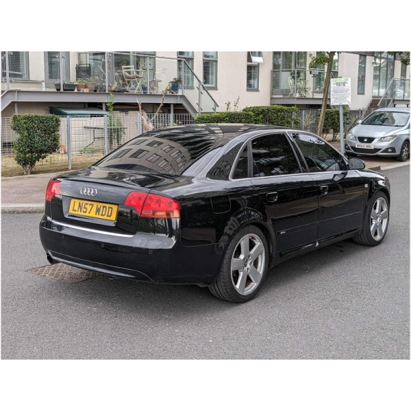 Audi A4 - 2.0 S line 4dr