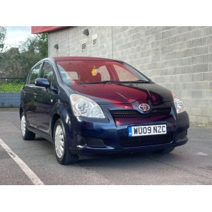 Toyota Corolla Verso - 1.6 VVT-i T2 5dr
