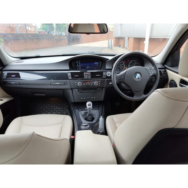BMW 3 Series - 2.0 318d SE Business Edition Saloon 4dr Diesel Manual Euro 5 (143 ps)