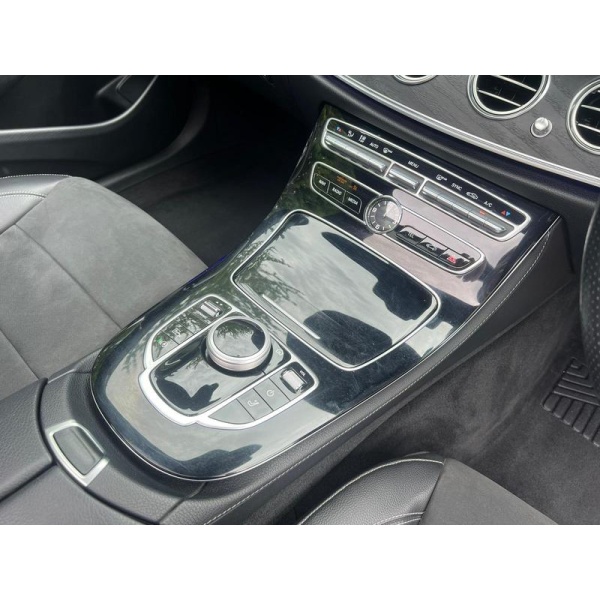 Mercedes-Benz E Class - 2.0 E220d AMG Line (Premium) G-Tronic+ Euro 6 (s/s) 5dr