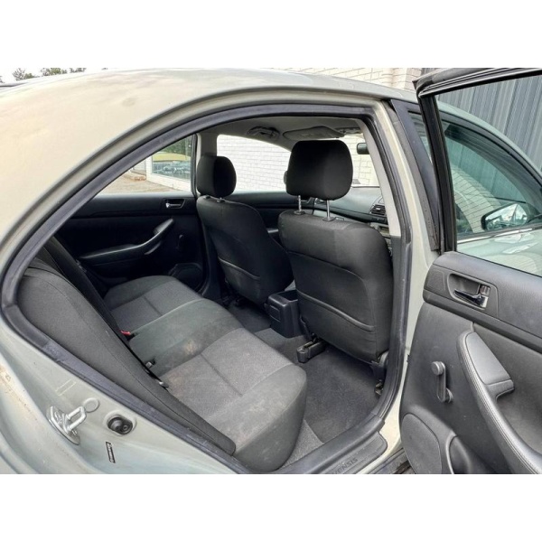 Toyota Avensis - 1.8 VVT-i T3-S Saloon 4dr Petrol Manual (171 g/km, 127 bhp)