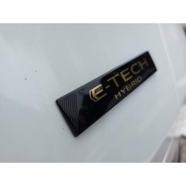 Renault Captur - techno E-Tech full hybrid 145 ^MY25] 1.6 5dr