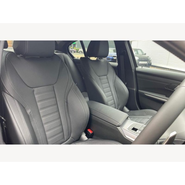 BMW 3 Series - 2.0 320i M Sport Auto Euro 6 (s/s) 4dr