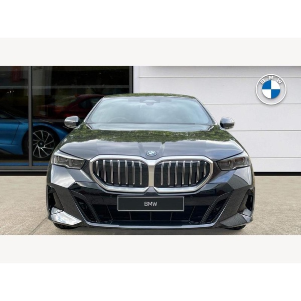 BMW 5 Series - 2.0 530e 22.1kWh M Sport Steptronic Euro 6 (s/s) 4dr