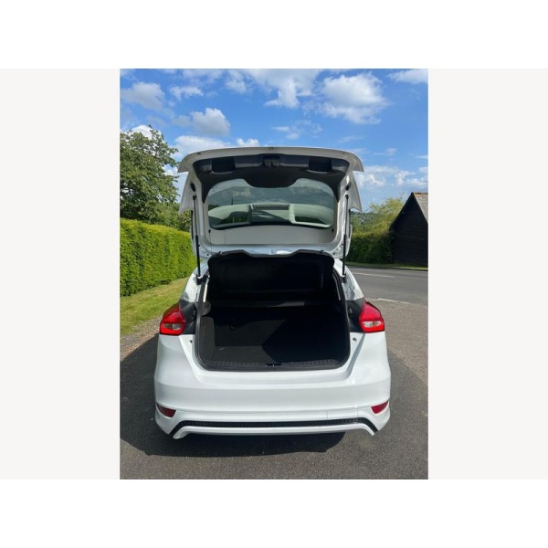 Ford Focus - 1.0T EcoBoost Zetec S Euro 6 (s/s) 5dr