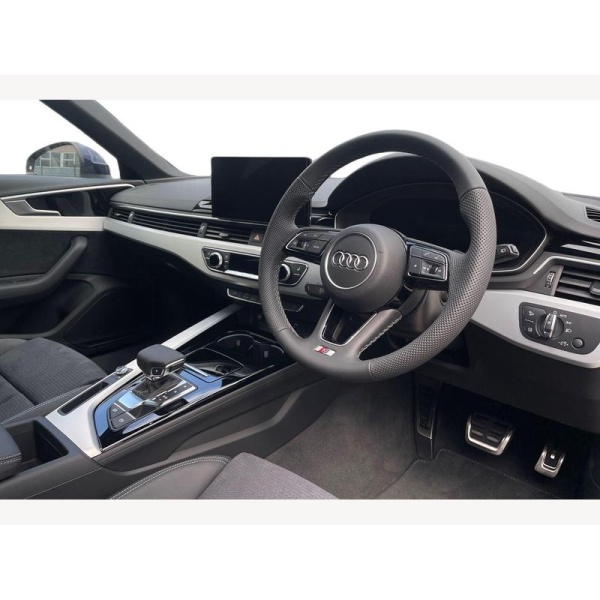 Audi A4 Avant - AUDI A4 Avant S line 35 TFSI 150 PS S tronic 2.0 5dr