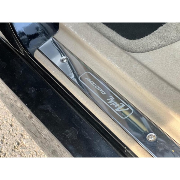 Honda Accord - 2.3i Type V 4dr