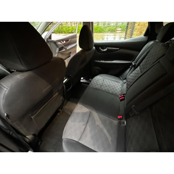 Nissan Qashqai - 1.2 DIG-T Acenta 2WD Euro 5 (s/s) 5dr