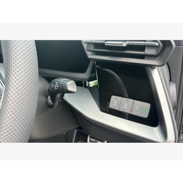 Audi A3 - Audi Saloon Black Edition 35 TFSI 150 PS S tronic 1.5 4dr