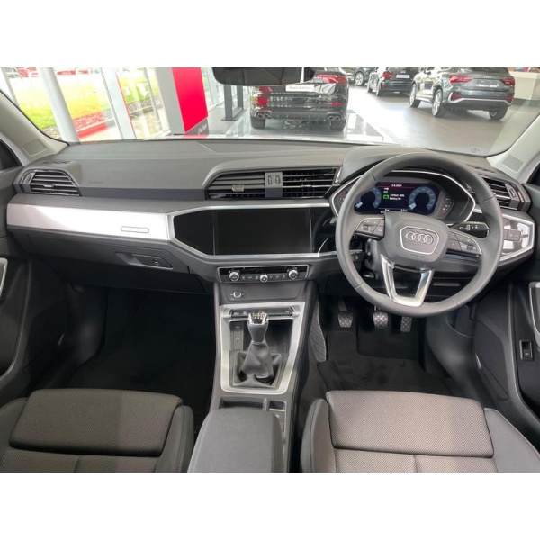 Audi Q3 - 1.5 TFSI CoD 35 Sport Euro 6 (s/s) 5dr
