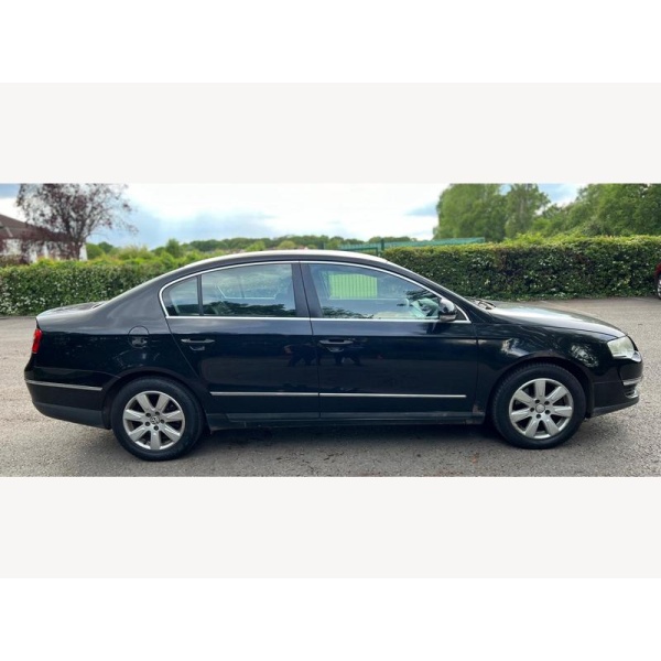 Volkswagen Passat - 2.0 TDI SE Euro 4 4dr