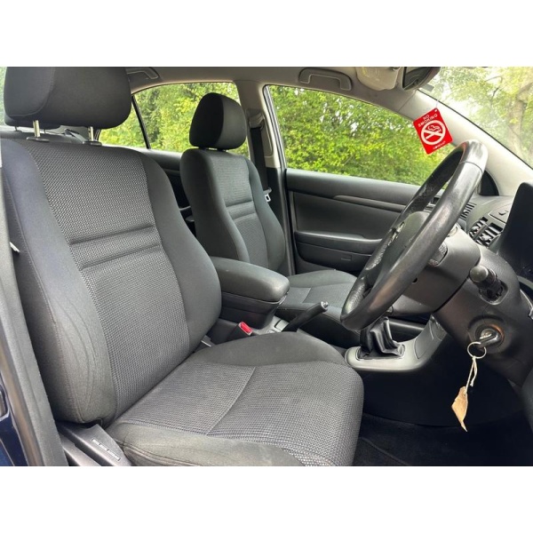Toyota Avensis - 1.8 VVT-i TR 4dr
