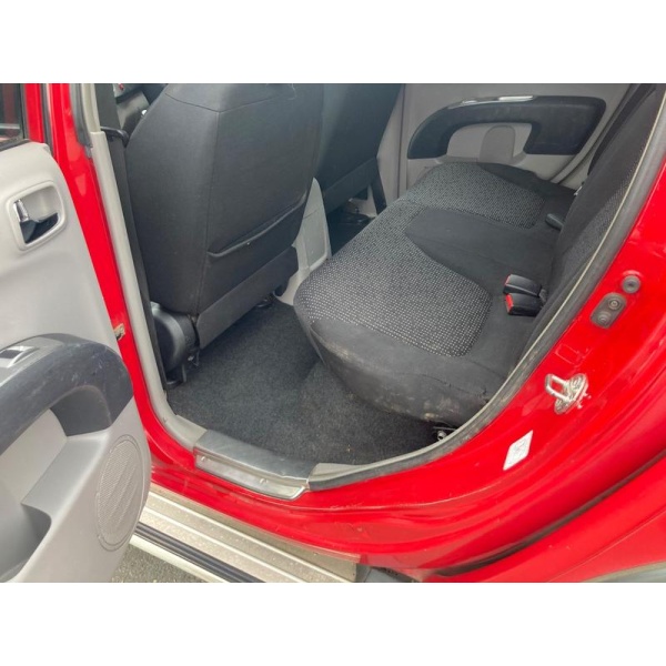 Mitsubishi L200 - 2.5 DI-D Animal Pickup 4dr Diesel Manual 4WD (236 g/km, 165 bhp)