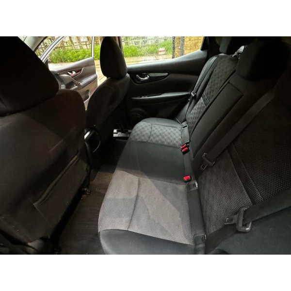 Nissan Qashqai - 1.2 DIG-T Acenta 2WD Euro 5 (s/s) 5dr