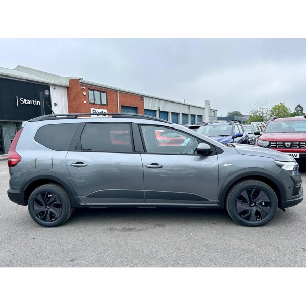 Dacia Jogger - Expression TCe 110 MY24 1.0 5dr