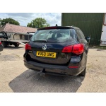 Vauxhall Astra - 1.7 CDTi ecoFLEX Exclusiv Sports Tourer 5dr Diesel Manual Euro 5 (110 ps)