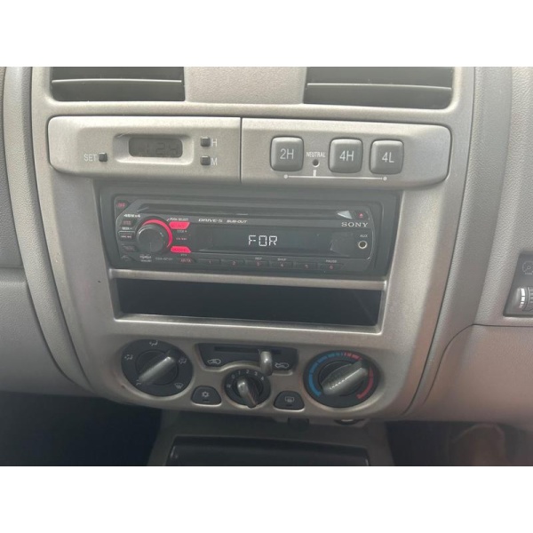 Isuzu Rodeo - 3.0 TD Denver Max LE Pickup 4dr Diesel Manual 4WD (243 g/km, 129 bhp)