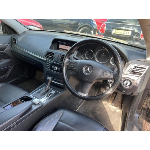 Mercedes-Benz E Class - 3.0 E350 CDI V6 BlueEfficiency SE G-Tronic Euro 5 2dr