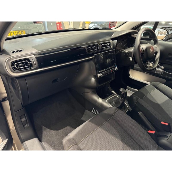 Citroen C3 - 1.2 PureTech PLUS Euro 6 (s/s) 5dr
