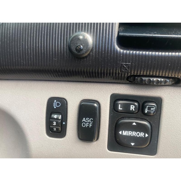 Mitsubishi L200 - 2.5 DI-D Barbarian Auto 4WD Euro 4 4dr (LB)