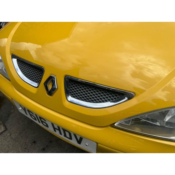 Renault Megane - 2.0 ide 16v Dynamique 2dr
