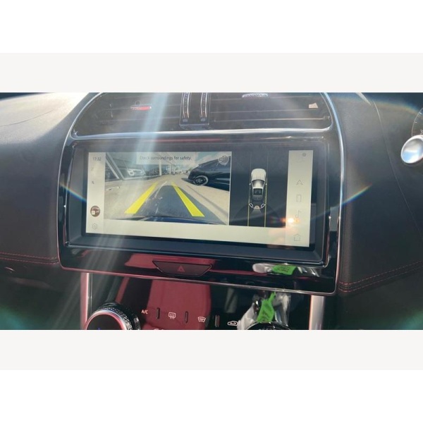 Jaguar XE - 2.0 P250 R-Dynamic HSE Black 4dr