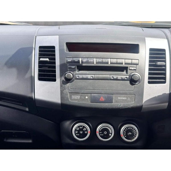 Mitsubishi Outlander - 2.0 DI-DC Warrior 4WD Euro 4 5dr