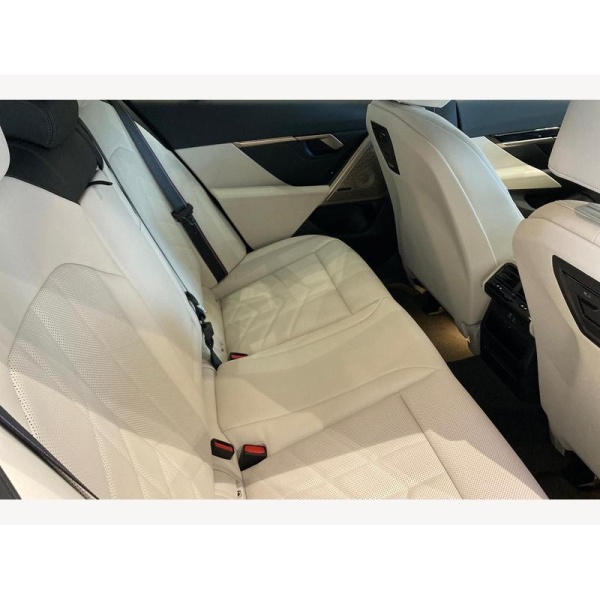 BMW i5 - 442kW M60 xDrive 84kWh 4dr Auto