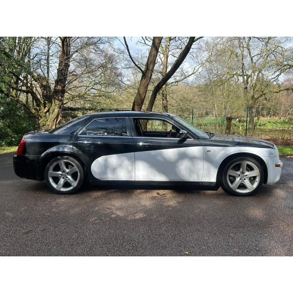 Chrysler 300C - 3.0 CRD V6 4dr