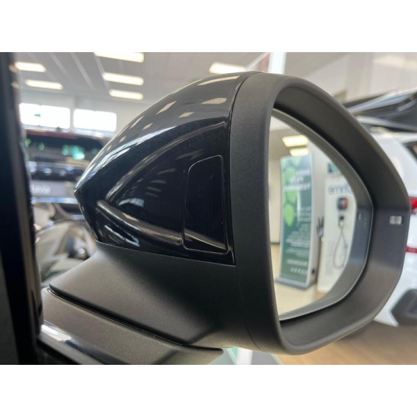 SKODA Superb - 2.0 TDI 193 Laurin + Klement 4X4 5dr DSG