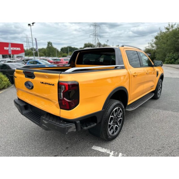 Ford Ranger - 2.0L 205PS 10SPD AUTO LIMITED POWER PACK 3 TOWBAR POWER ROLLER SHUTTER 20" ALLOYS