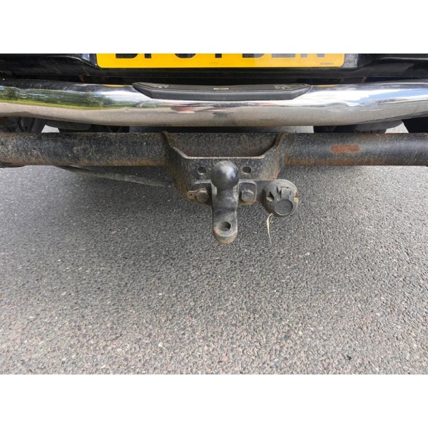 Mitsubishi L200 - 2.5 DI-D Barbarian 4WD Euro 4 4dr (LB)