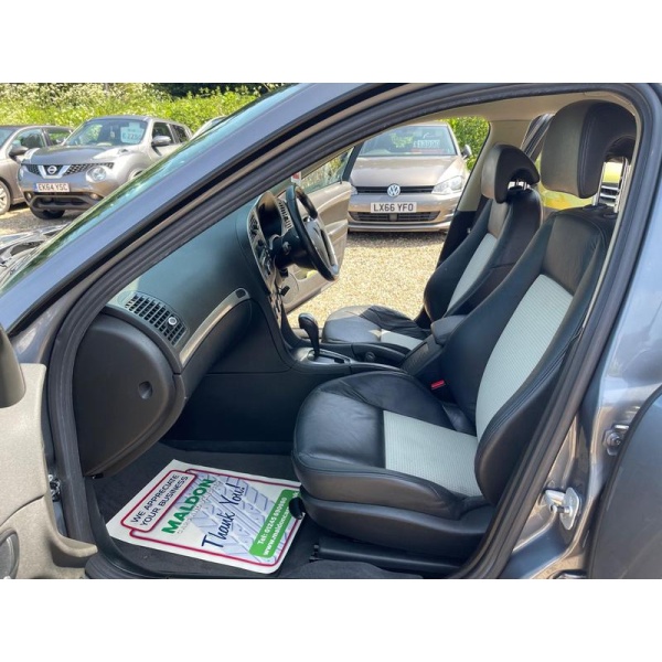 Saab 9-3 - 1.9 TiD Vector Sport Sportwagon Auto Euro 4 5dr