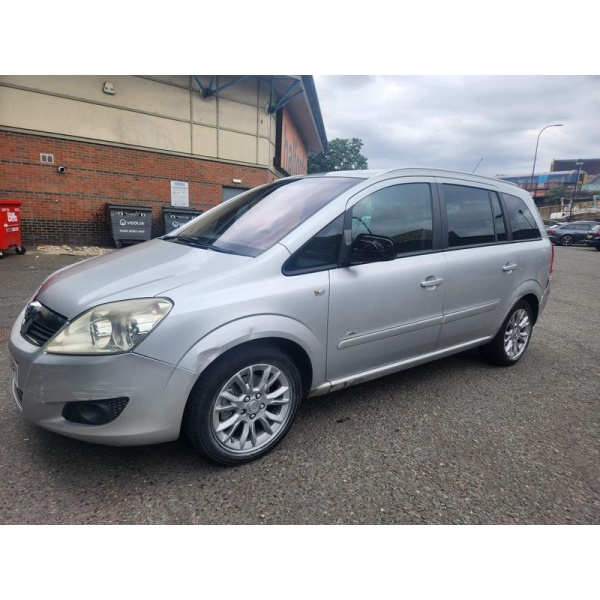 Vauxhall Zafira - 1.6 16V Active Plus MPV 5dr Petrol Manual Euro 4 (115 ps)