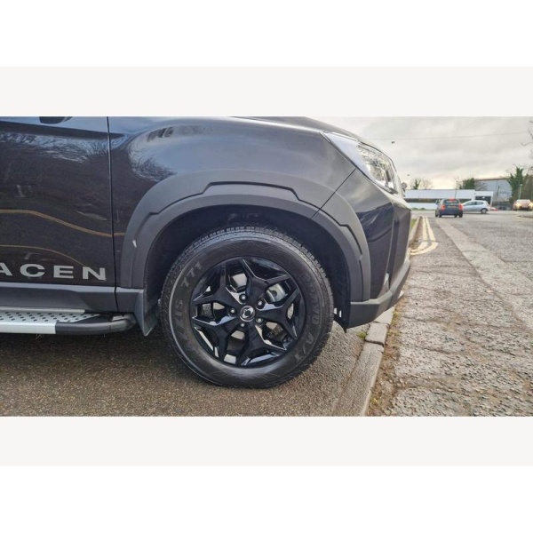 KGM Musso - 2.2D Saracen Auto 4WD Euro 6 4dr