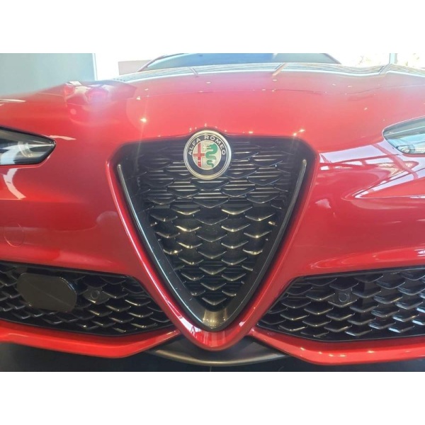 Alfa Romeo Giulia - 2.0 Turbo Petrol 280hp Veloce 4dr