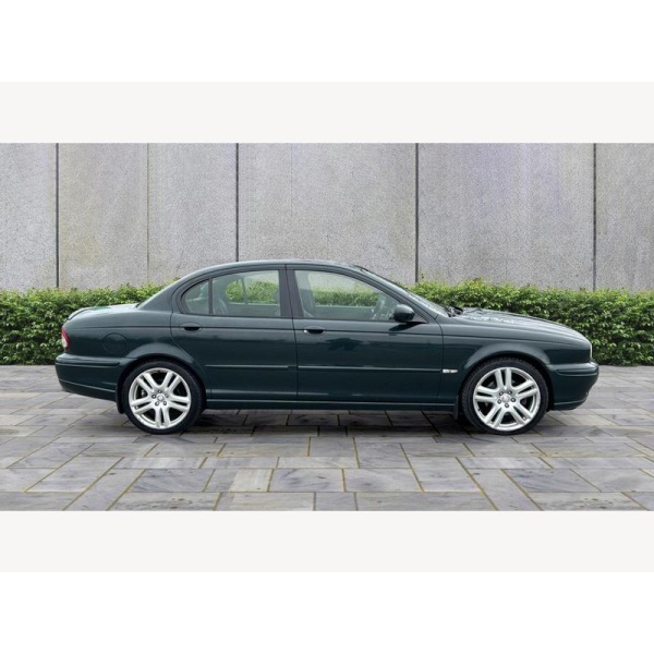 Jaguar X-type - 2.5 V6 Sport Premium (AWD) 4dr