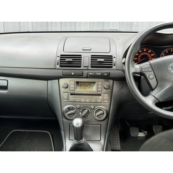 Toyota Avensis - 1.8 VVT-i T3-S Saloon 4dr Petrol Manual (171 g/km, 127 bhp)