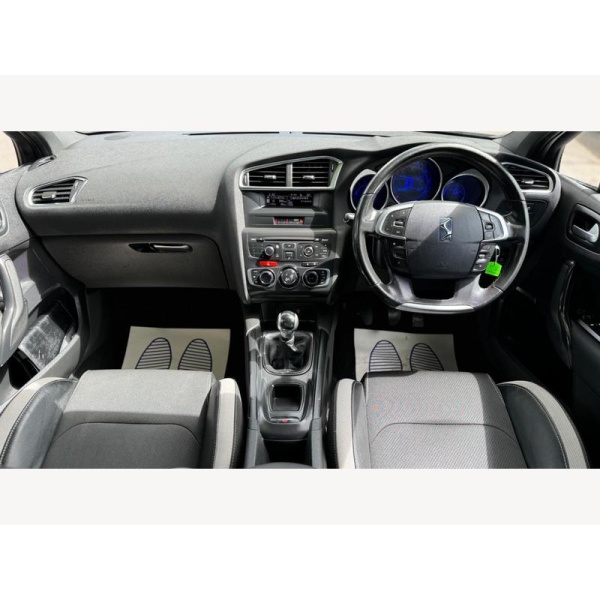 Citroen DS4 - 1.6 VTi DStyle Euro 5 5dr