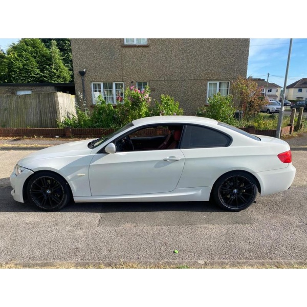 BMW 3 Series - 2.0 320d M Sport Euro 5 (s/s) 2dr