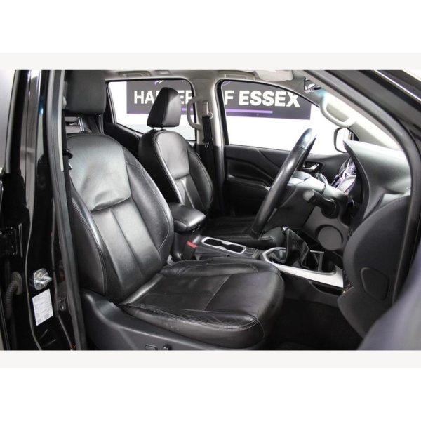 Nissan Navara - 2.3 dCi Tekna 4WD Euro 5 4dr