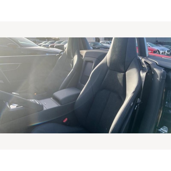 Jaguar F-type - 2.0 P300 R-Dynamic - SAVE 20,025.00. 2dr