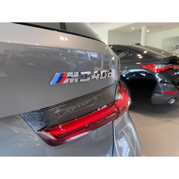 BMW 3 Series - 3.0 M340d MHT Touring Auto xDrive Euro 6 (s/s) 5dr