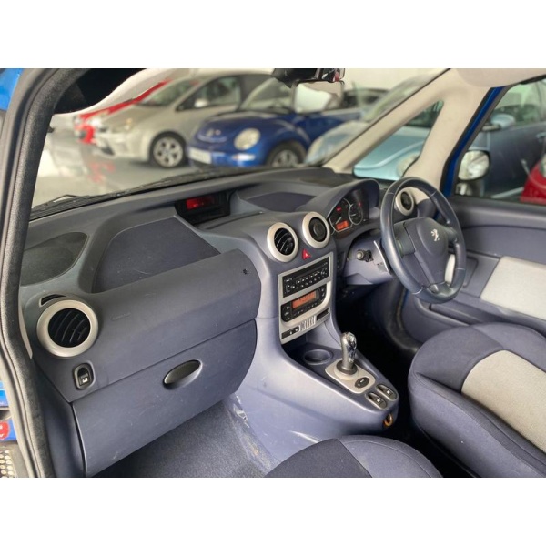 Peugeot 1007 - 1.6 16v Sport 3dr