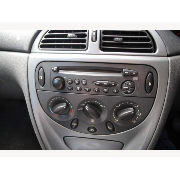 Citroen C5 - 2.0 HDi LX Hatchback 5dr Diesel Automatic (173 g/km, 110 bhp)