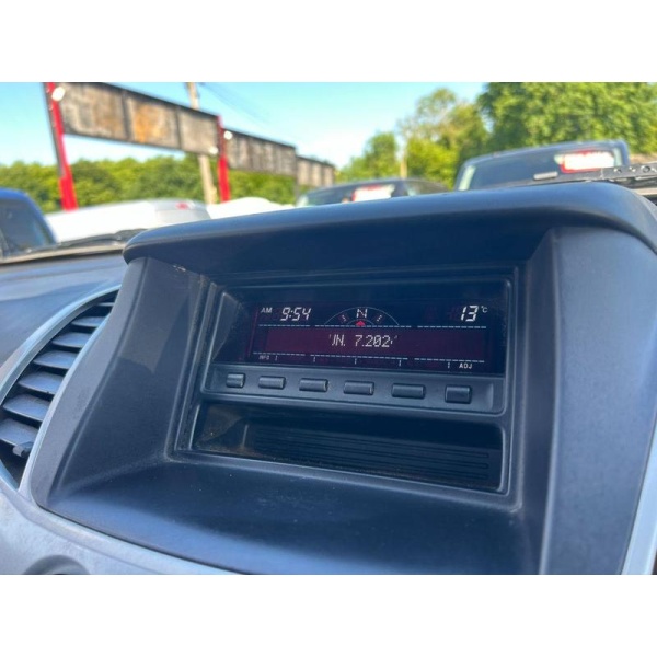 Mitsubishi L200 - 2.5 DI-D 4X4 WARRIOR LB DCB 175 BHP