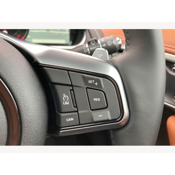 Jaguar F-type - F-TYPE Coupe P300 2.0P RWD Auto R-Dynamic 2dr