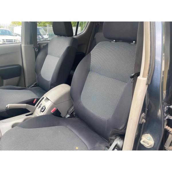 Mitsubishi L200 - 2.5 DI-D Warrior 4WD 4dr